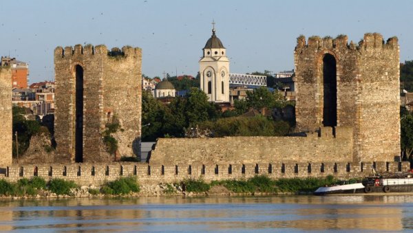 ШЕСТ ВЕКОВА СМЕДЕРЕВСКЕ ТВРЂАВЕ: Утврђени престони град на Дунаву, двор деспота Ђурђа Бранковића, чува многе тајне и мистерије (ФОТО)