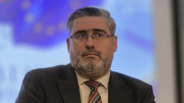 СРБИЈА ПОД НАЈВЕЋИМ ПРИТИСКОМ: Старовић из Брисела открива зашто је наш пут ка ЕУ тежи од других кандидата