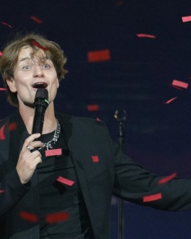 КОЛИКО ЈАКОВ ЈОЗИНОВИЋ ИМА ГОДИНА: Овај податак о певачи многе шокира