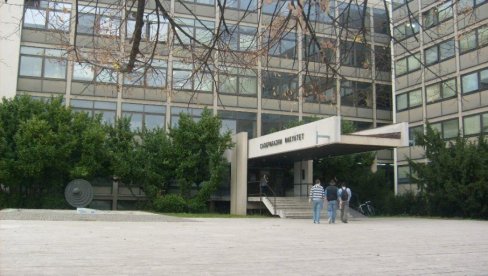 САОБАЋАЈНИ ФАКУЛТЕТ ПОПУНИО МЕСТА У ПРВОМ РОКУ: Уписано 350 студената на буџет