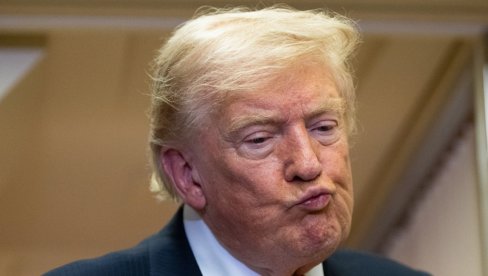 ТРАМП ИХ УЗЕО НА ЗУБ! После једног текста уследио потез који је шокирао чувену редакцију