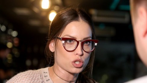 NEMOJ DA SE PRAVIŠ LUDA! Mirka pobegla od koleginice, javne prozivke na setu