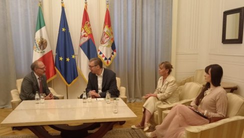 ВАЖАН РАЗГОВОР: Вучић угостио амбасадора Сједињених Мексичких Држава