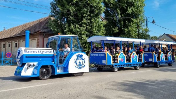 ВОЗИЋЕМ БЕСПЛАТНО ДО ЈЕЗЕРА: Туристичка атракција у Белој Цркви имаће по четири поласка дневно