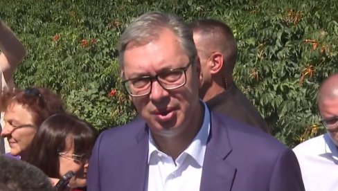OVO ZNAČI ŽIVOT ZA OVO SELO I LJUDE: Vučić obilazi završne radove na deonici između Gornjih i Donjih Sinkovaca (VIDEO)