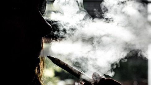 ВЕЛИКА КОНТРОЛА У СРБИЈИ: Са тржишта повучено скоро 25.000 електронских цигарета