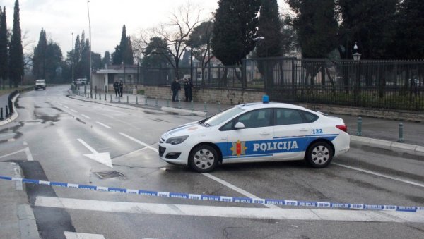 УХАПШЕН САРАДНИК КАВАЧКОГ КЛАНА Полиција у Црној Гори претресла кућу и 6 аутомобила Луке Тодоровића