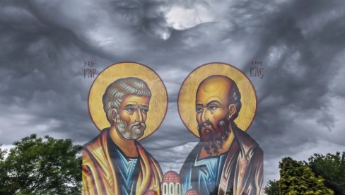 ШТА ЗНАЧИ АКО НА ПЕТРОВДАН ПАДА КИША? У ово су веровали наши стари