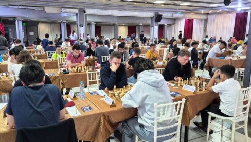 RUSI POBEDNICI GLAVNOG TURNIRA: Završen 19. Međunarodni šahovski festival u Paraćinu (FOTO)