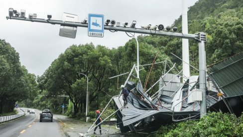 HAOS KAKAV KINA NE PAMTI: Evakuisano još 260.000 ljudi, strahuje se da će situacija dodatno da se pogorša (FOTO)