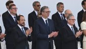 HRVATI PUCAJU OD MUKE ZBOG VUČIĆA I NEZAVISNE POLITIKE KOJU VODI: Može i u prvi red u Francuskoj, i u Kijev da ne potpiše deklaraciju