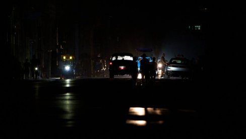 OSTRVO SLOBODE PRED POTPUNIM SLOMOM: Kuba u mraku, bez hrane i lekova čeka epilog istorijske krize