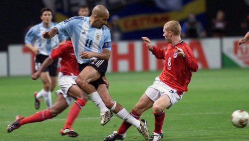 PRENOS ENGLESKA ARGENTINA: Foklandi ili Malvini, Mesi ili Kejn, Ratin ili Čarlton, Maradona ili Šilton, Simeone ili Bekam? (Foto/Video)