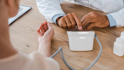 KOLIKA TREBA DA BUDE RAZLIKA IZMEĐU GORNJEG I DONJEG KRVNOG PRITISKA? To mnogi zanemaruju