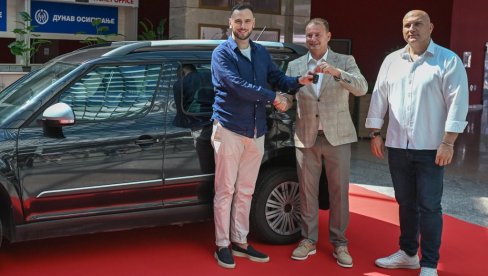 ZA HITNE INTERVENCIJE, TEREN I OBUKE: Novosadski sajam donirao vozilo Organizaciji za traganje i spasavanje Srbije (OTIS)