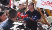 PREDSEDNIK SA NARODOM: Vučić u Vladimirovcu