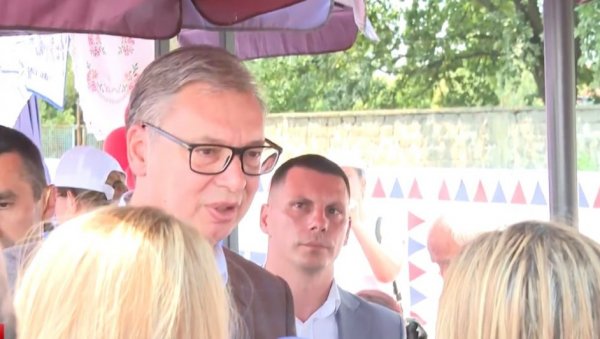 ВУЧИЋ О ОДЛУЦИ ДА ИДЕ У КАМПАЊУ КАО ОБИЧАН ГРАЂАНИН: Нећете веровати кад будете видели