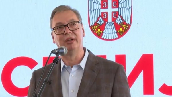 РЕШИЋЕМО ПРОБЛЕМ КОЈИ ЈЕ НАЈВЕЋИ ЗА ВАС Вучић из Лапова: Захвалан сам што сте били ту када је било најтеже