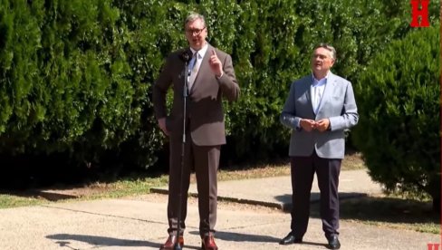 RADNA MESTA ĆE BITI SAČUVANA: Vučić rekao da neće doći do gašenja termoelektrana