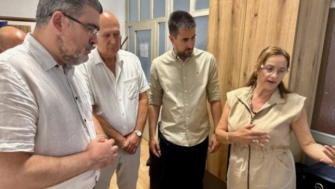 PREVENTIVNI PREGLEDI U OKVIRU IPA PROJEKA: Ministar Nemanja Starović u poseti Domu zdravlja u Somboru