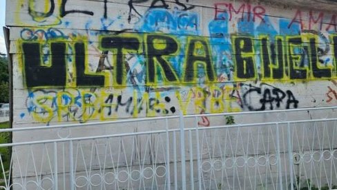 TUŽILAC TRAŽI PISCE USTAŠKE PAROLE: Uzavrela atmosfera u Bijelom Polju zbog skandaloznog grafita Srbe na vrbe