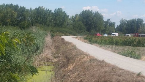 OTKRIVEN UZROK SMRTI TROJE MLADIH KOD NOVOG SADA: Ostali zarobljeni u prevrnutom golfu, iz njega nije bilo spasa (FOTO)