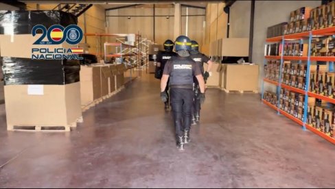 ZAPLENJENO 118 KILOGRAMA MARIHUANE: Španska policija privela 14 osumnjičenih za trgovinu drogom