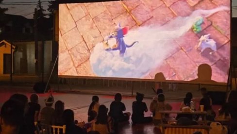 FILMSKO LETO ZA DECU NA ČUKARICI: Počeo program namenjen najmlađima