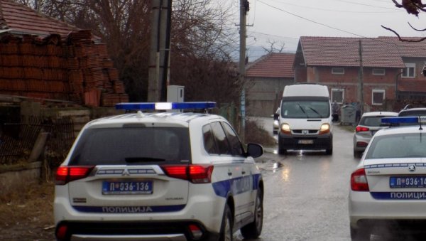 НЕПРИМЕРЕНО ДОДИРИВАО ДЕТЕ? Лесковчанин ухапшен због сумње да је полно узнемиравао девојчицу из комшилука