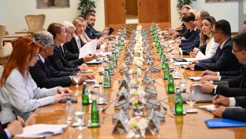 BABIŠ U BEOGRADU: Počeo plenarni sastanak delegacija Srbije i Češke - sledi susret s predsednikom Vučićem (VIDEO)