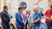 VLASNICI STANOVA NA VOŽDOVCU PRED ISELJENJEM Delegacija opštine razgovarala sa stanarima: Država vas neće ostaviti
