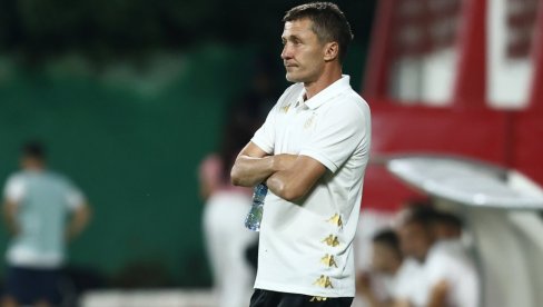 NEĆE BITI LAKO: Saša Ilić zabrinuo grobare pred Mačva - Partizan