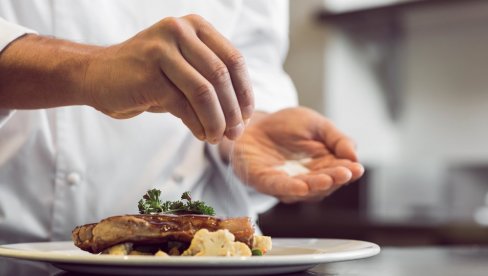 KOLIKO SOLI DNEVNO MOŽE NEGATIVNO DA UTIČE NA SRCE? Mnogi prave grešku koje nisu ni svesni