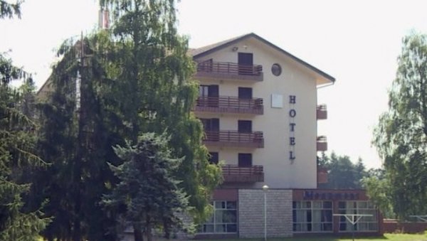 КОЗАРА НИЈЕ НА ПРОДАЈУ: Оштра реаговања на понуду арапске фирме са седиштем у Сарајеву да купи хотел на Мраковици