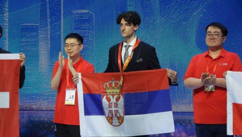 СТЕФАН ЈЕ НАЈБОЉИ МЛАДИ МАТЕМАТИЧАР НА СВЕТУ: Таленат без упорности није довољан за успех (ФОТО)