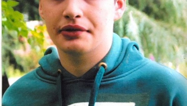 ПОСЕТИОЦИ ШТРАНДА ПОМАЖУ САШИ ИВАНКОВИЋУ: Акција Хуманитарни понедељак 27. јула на плажи у Новом Саду