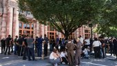 JEREVANU PRETI  PARADAJZ  REVOLUCIJA: Veliki protesti poljoprivrednika u Jermeniji zbog lažnih obećanja premijera, kao i iz EU