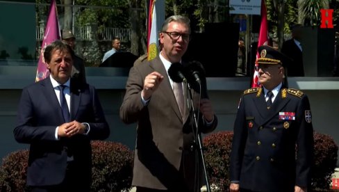 TUKU, VREĐAJU LJUDE, POZIVAJU NA SUKOB, NA RUŠENJE USTAVNOG UREĐENJA: Predsednik Vučić reagovao je na ponašanje Jasmine Paunović i blokadera