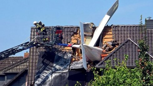 AVION PAO NA KUĆU U NEMAČKOJ: Jedna osoba izgubila život