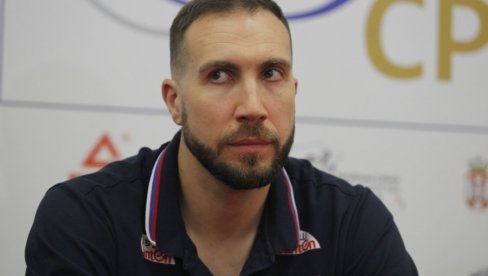 RANO JE ZA PENZIJU: Nekadašnji kapiten orlova Nemanja Petrić želi da se sa odbojkašima Crvene zvezde bori za trofeje