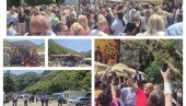 ORO SE VIJE KRAJ PRIZRENA: Sveti Arhangeli proslavili slavu pod zaštitom Dušanovog grada - uprkos nišanu Kurtijeve policije (FOTO/VIDEO)
