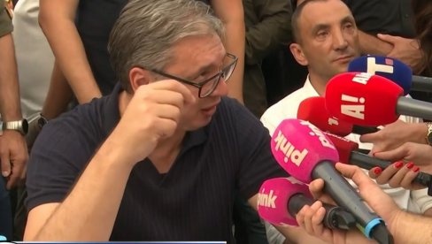 НАПАДАЈУ МЕ ОНИ КОЈИ ИМАЈУ 0,1 ИЛИ 0,2 ПОСТО, ЊИХ СЕ НИКО НЕ БОЈИ Вучић коментарисао бруталне претње блокадера