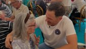 ЧАСТ МИ ЈЕ ШТО САМ ИМАО ПРИЛИКУ ДА УПОЗНАМ МИЛИЦУ КОЈА ИМА 96 ГОДИНА Синиша Мали поделио прелепу фотографију из Младеновца