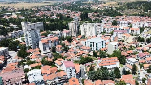 НОВИ НАПАД НА НАШ НАРОД: На просторијама „Српског веза“ у Куманову исписано „УЧК“, огласио се и министар