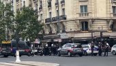 АЛАХ МИ ЈЕ ОВО НАРЕДИО: Мушкарац ножевима напао три жене у Паризу, испливали детаљи (ВИДЕО)