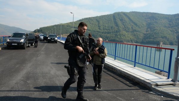 ИЗМИШЉАЈУ ЗЛОЧИНЕ ДА СРБЕ ЗАСТРАШЕ: Удар Приштине на наш народ на КиМ, у Ибарском Колашину приведена петорица