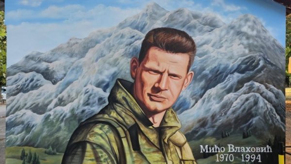 МУРАЛ ЗА ХЕРОЈА ВОГОШЋЕ И ДЕТЕ АЛЕКСАНДРОВА: Нова Црња не заборавља херија Мићу Влаховића Крокија