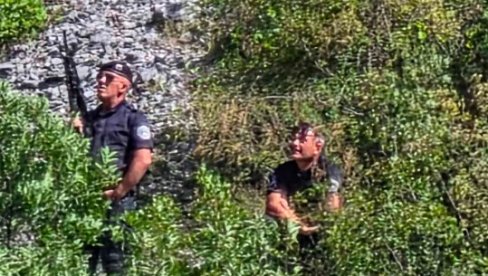 ЕКСКЛУЗИВНЕ ФОТОГРАФИЈЕ ШИПТАРСКИХ СНАЈПЕРИСТА: Куртијеви специјалци на нишану држали Србе код Призрена (ФОТО)