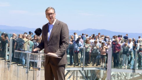 VUČIĆ OTKRIO KADA RASPISUJE IZBORE: Sačekaću da se vrate sa holideja, pa ću da raspišem izbore