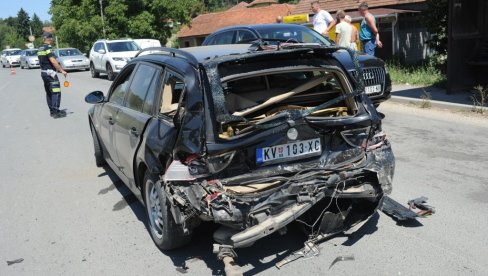 POVREĐEN VOZAČ „BMV“: Udes na Ibarskoj magistrali kod Kraljeva